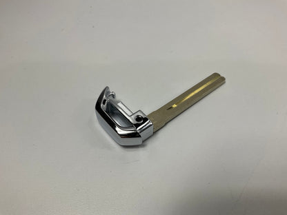 NEW  Smart Key Fob Uncut Blank Emergency Key OEM For 19-20 Kia K900 81996J6000