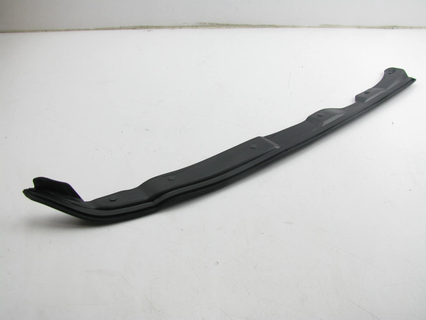 New FRONT RIGHT Door Weatherstrip Seal OEM For 2015-2017 K900 821653T000
