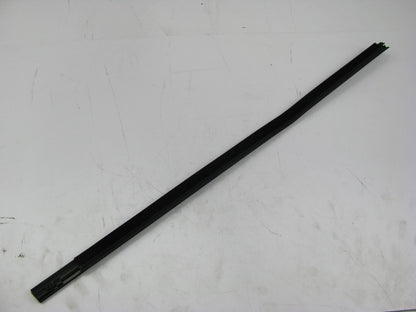 NEW - OEM Front Left Side Outer Door Weatherstrip Seal For 05-06 Rio 822101G000