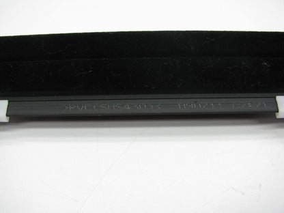 NEW FRONT RIGHT SIDE Door Window Moulding Weatherstrip Seal OEM For 04-09 Amanti