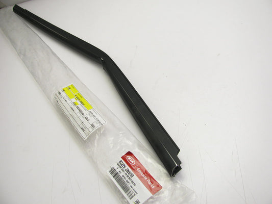 NEW Front Right Door Window Weatherstrip Seal Moulding OEM For 2011-16 Sportage