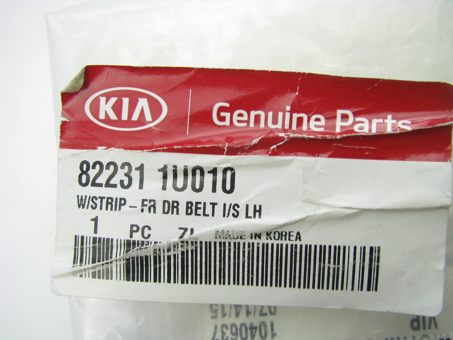 New Front  Left Drivers Door Belt Weatherstrip Seal For 14-15 Sorento 822311U010