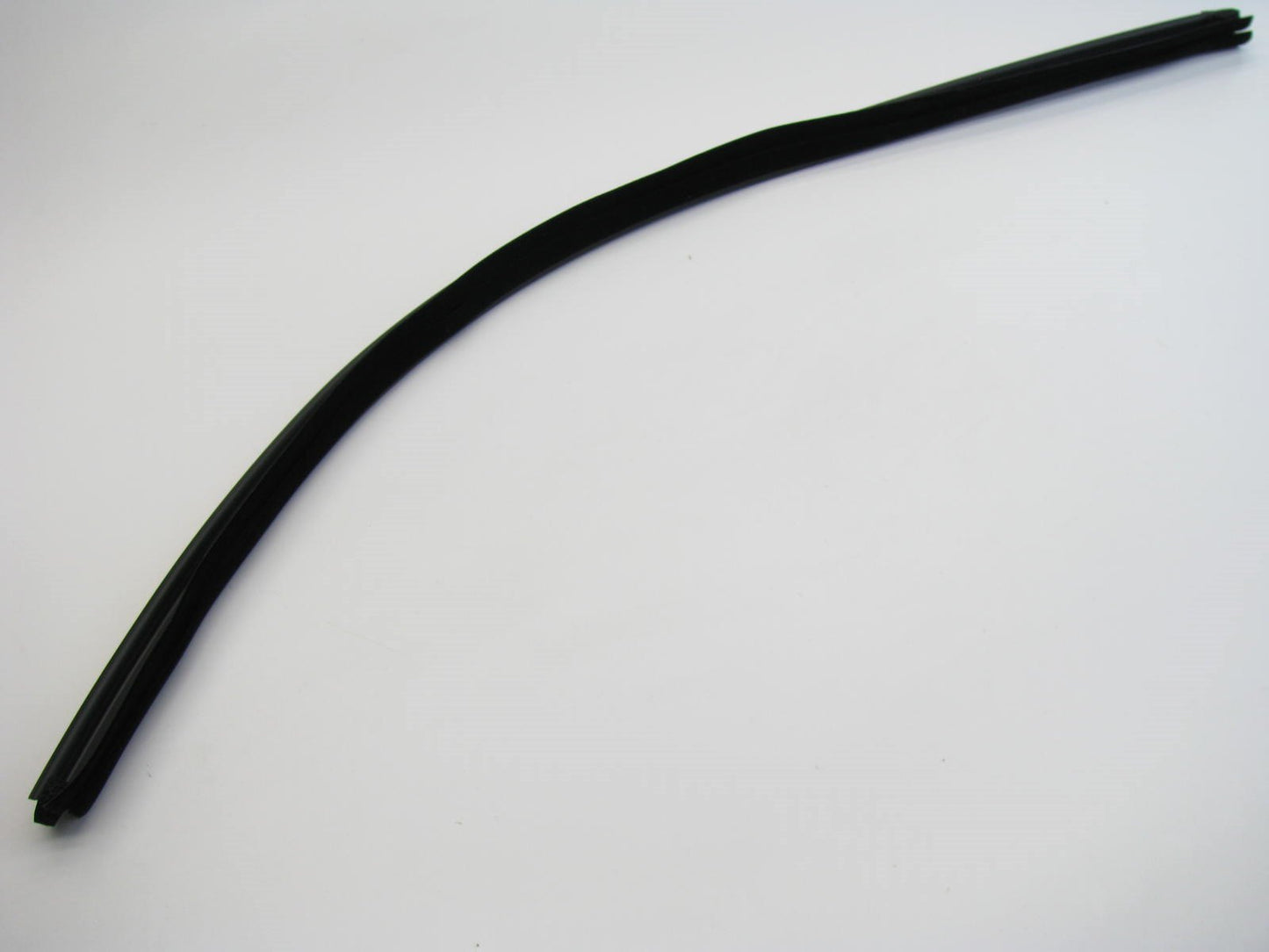 New Front Right Inner Door Belt Weahterstrip Seal For 13-14 Sorento 822411U010
