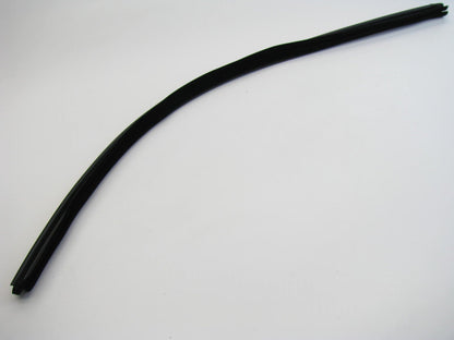 New Front Right Inner Door Belt Weahterstrip Seal For 13-14 Sorento 822411U010
