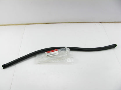 New Genuine FRONT RIGHT Door Inside Belt Weatherstrip Seal OEM For 11-13 Sorento