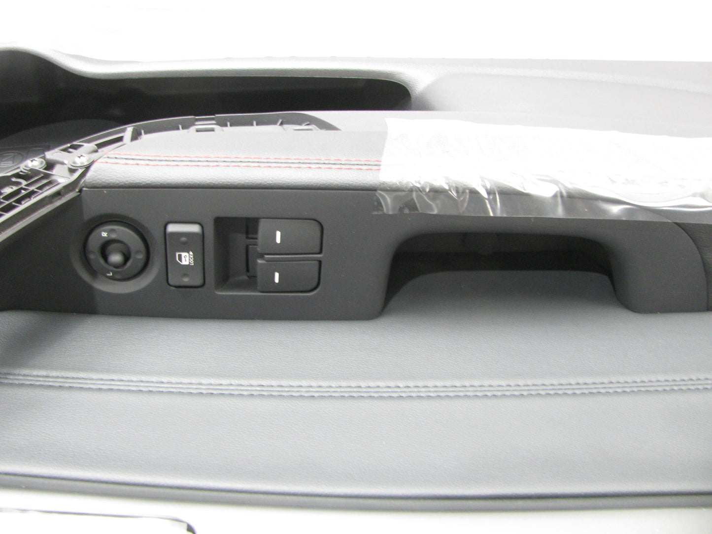 NEW OEM Left Front Interior Door Panel 823011M500D1X For 2011-2012 Forte Koup