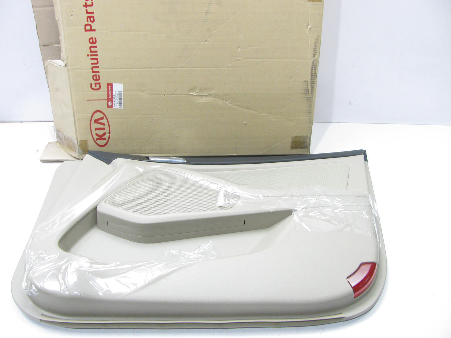 NEW 823024U160UP Front Right Door Panel BEIGE OEM For 2011-13 Kia Optima HYBRID