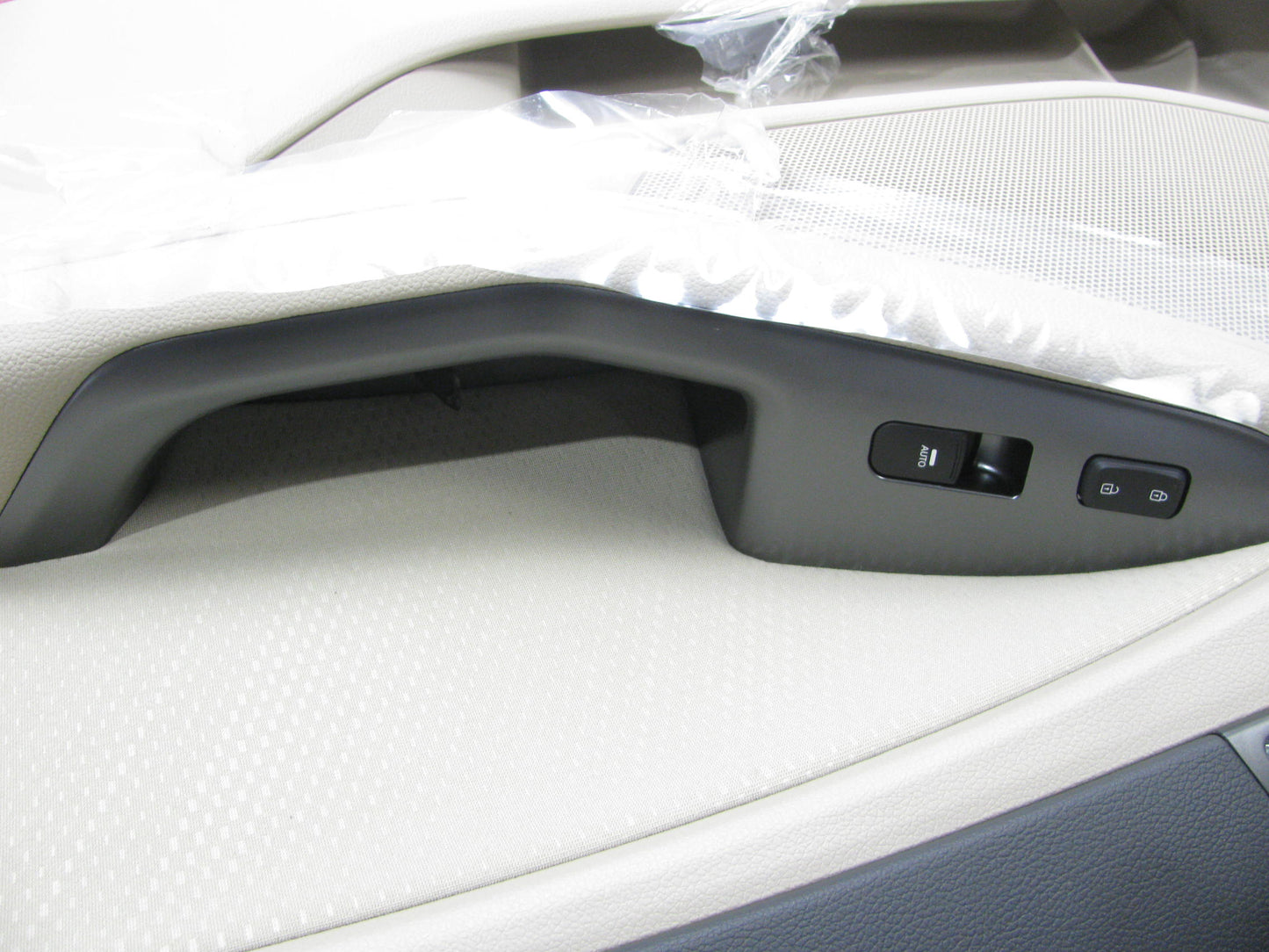 NEW 823024U160UP Front Right Door Panel BEIGE OEM For 2011-13 Kia Optima HYBRID