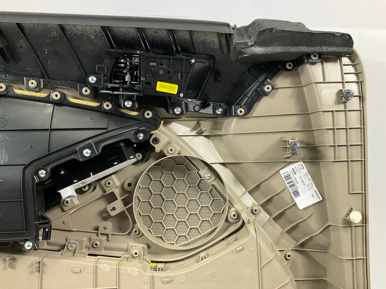 NEW Front Right Beige Door Panel & Switch OEM For 14-15 Kia Optima 823042TKX0DBL