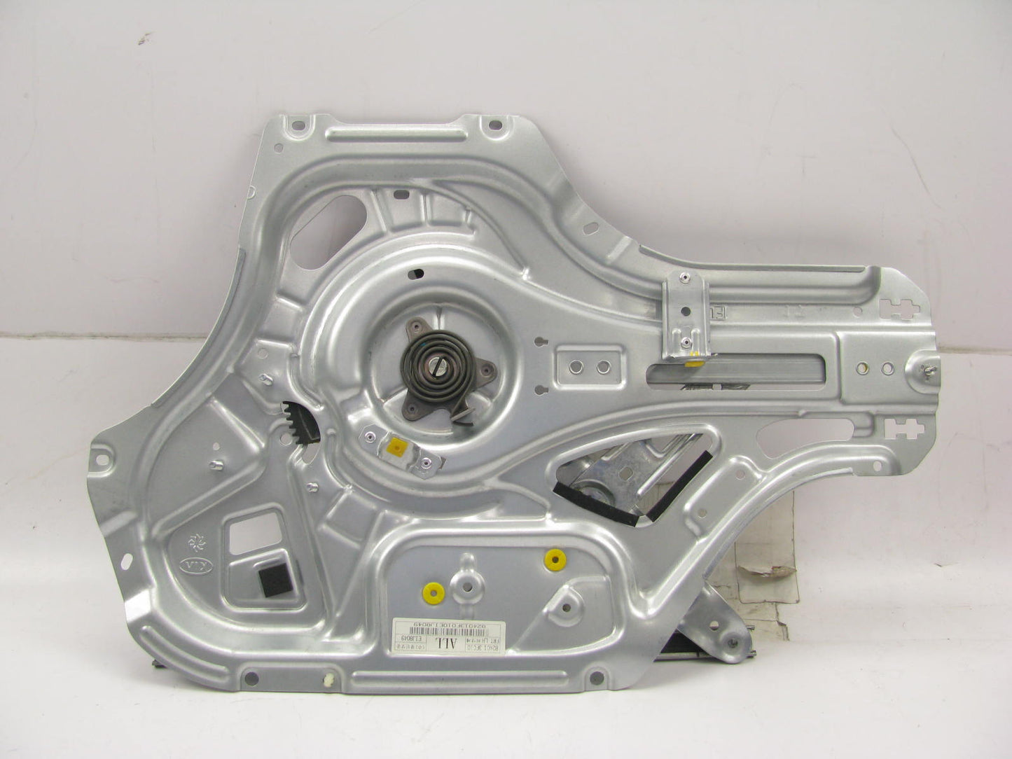 NEW GENUINE Front Left Window Regulator OEM For 2004-2006 Kia Amanti 824013F010