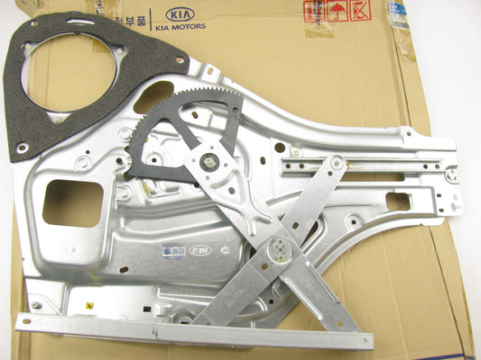 NEW - OEM GENUINE FRONT RIGHT Window Regulator For 05-08 Kia Sportage 824041F010