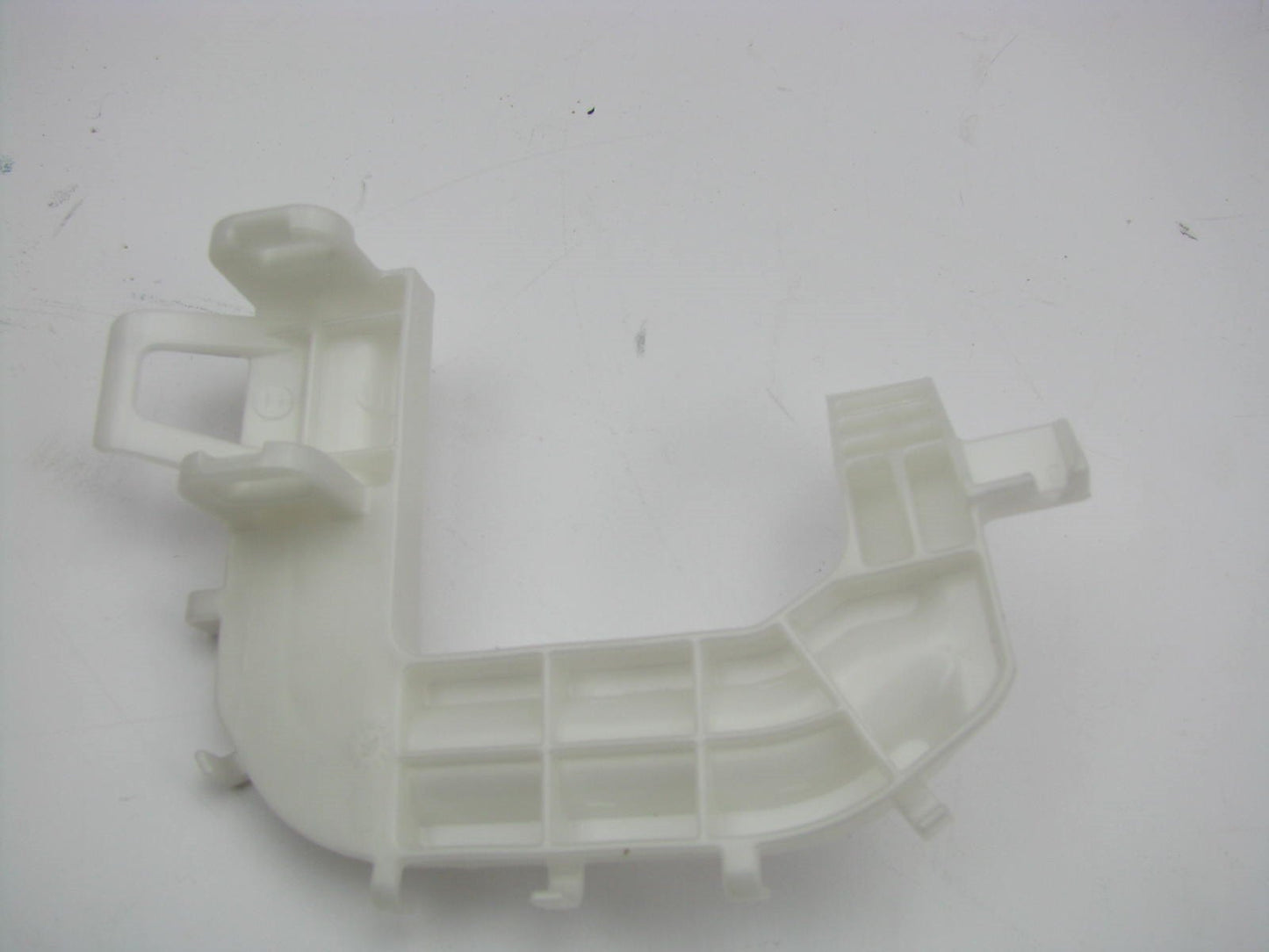 New Front Right Exterior Door Handle Support Bracket For 14-16 Kia Soul