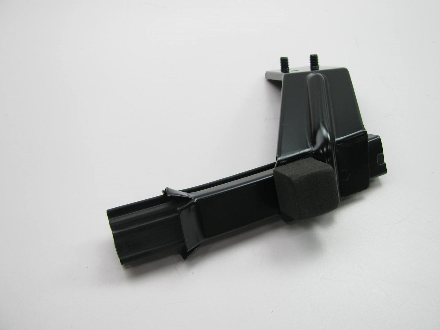 New Genuine Front Left Side Lower Glass Window Channel OEM For 01-05 Kia Optima