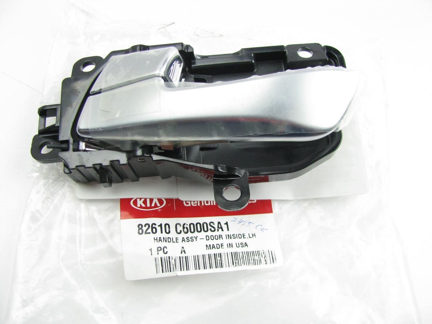 New Front Left Side Interior Door Handle For 15-16 Kia Sorento 82610C6000SA1