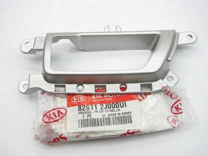 NEW Front Left Inside Door Handle Housing OEM For 2009 Kia Borrego 826112J000UI