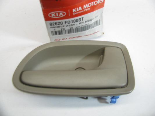 NEW - OEM 82620FD100BT FRONT RIGHT Interior Door Handle For 2000-2005 Kia Rio