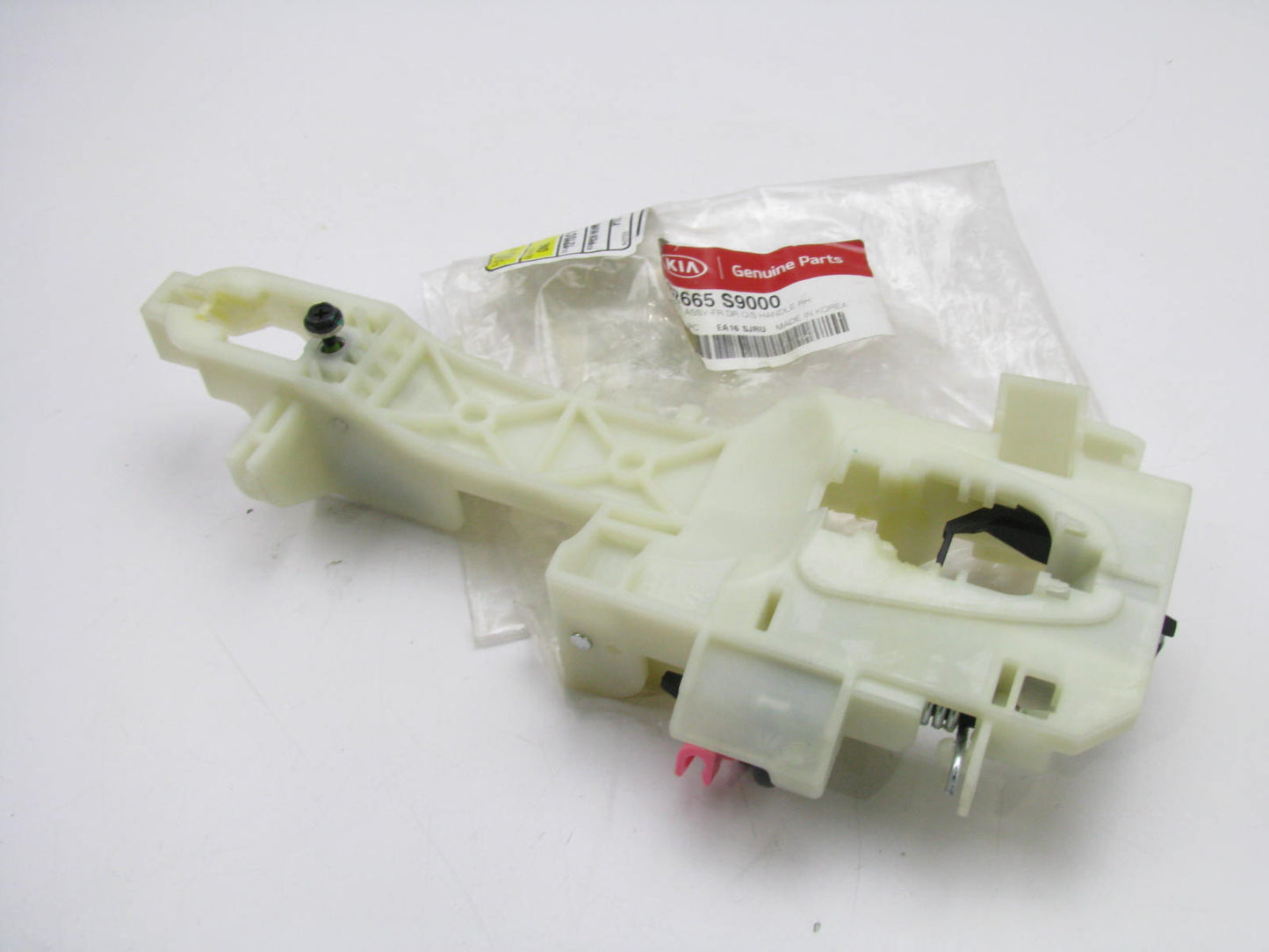 Front Right Passengers Door Handle Base Plate OEM For 20-24 Telluride 82665S9000
