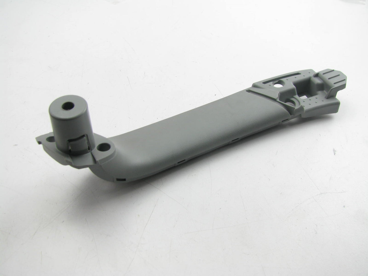 New OEM Front Right Side Gray Door Grip Handle For 11-15 Sorento 827202P000H9