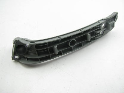 New OEM Front Right Side Gray Door Grip Handle For 11-15 Sorento 827202P000H9