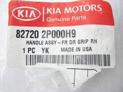 New OEM Front Right Side Gray Door Grip Handle For 11-15 Sorento 827202P000H9