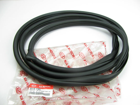 NEW GENUINE Rear Left Door Body Weatherstip Seal OEM For 2009-2010 Kia Sportage