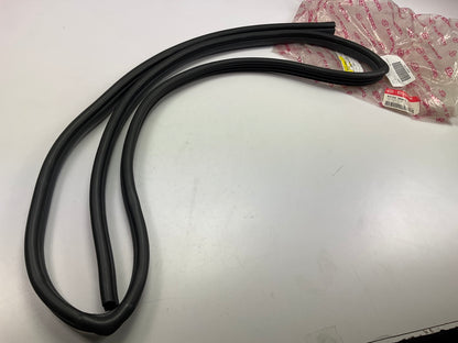 Rear Right Passenger Side Door Body Side Weatherstrip Seal For 14-16 Kia Cadenza