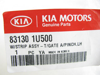 New Left Side Tailgate Liftgate Weatherstrip Seal OEM For 2013-2014 Kia Sorento