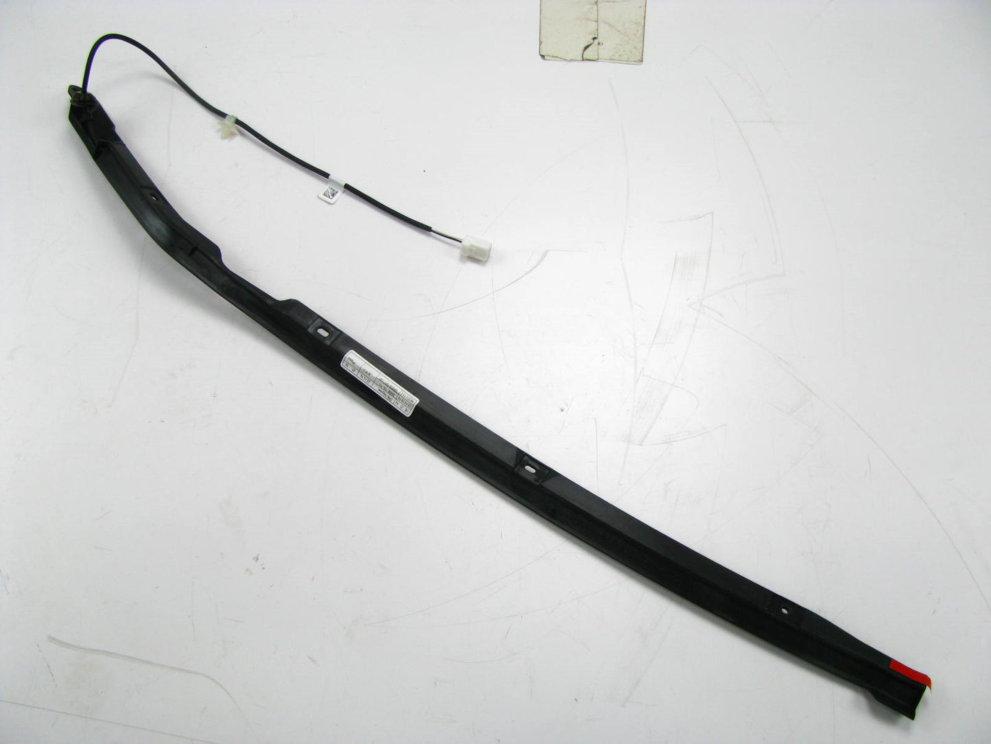 NEW RIGHT REAR Tail Gate Hatch Weatherstrip Seal OEM For 06-14 Sedona 831404D100