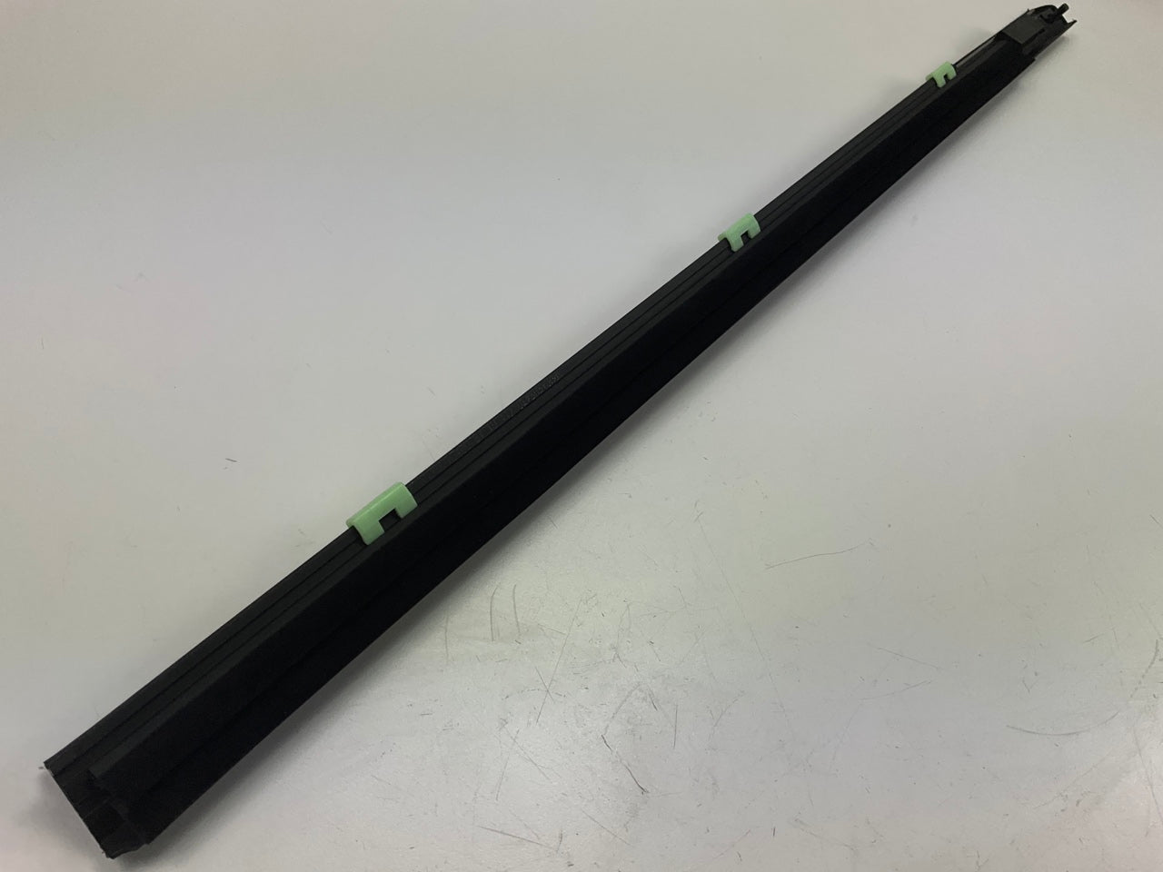 Rear Right Passengers Side Door Moulding Molding Strip OEM For 03-06 Sorento