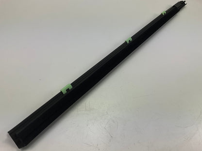 Rear Right Passengers Side Door Moulding Molding Strip OEM For 03-06 Sorento
