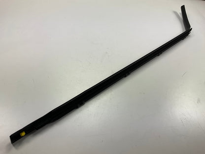 NEW Rear Right Door Window Belt Molding Strip OEM For 20-24 Kia Soul 83220K0000