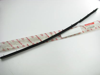New REAR LEFT Door Window Inside Weatherstrip Belt Seal OEM For 2006-2010 Optima