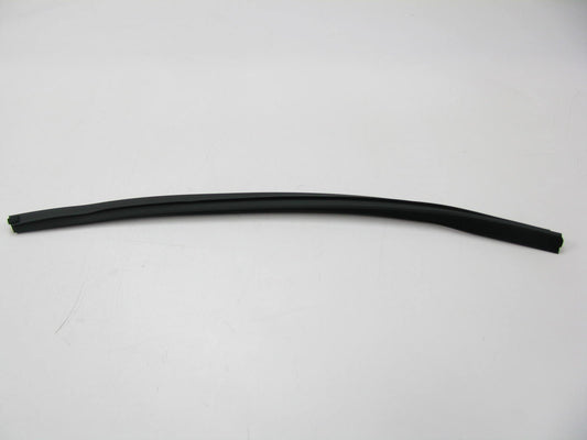 New Rear Left Side Door Interior Belt Weatherstrip Seal For 11-15 Kia Sorento