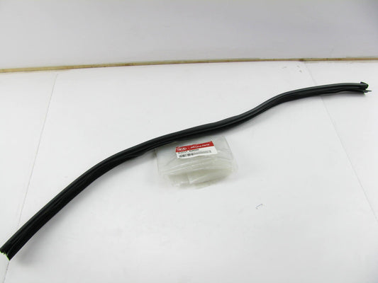 New Genuine REAR LEFT Door Inside Belt Weatherstrip OEM For 2015-2016 Kia Sedona