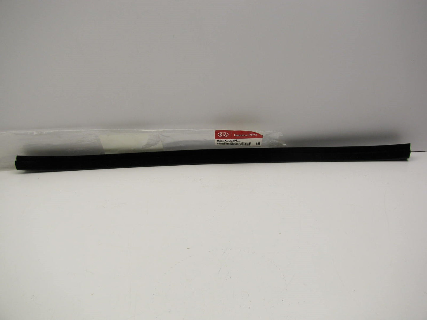 NEW GENUINE REAR LEFT Door Belt Weatherstrip Seal OEM For 14-17 Soul 83231B2000