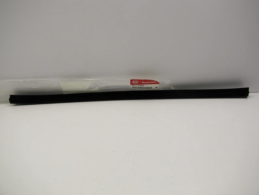 NEW GENUINE REAR LEFT Door Belt Weatherstrip Seal OEM For 14-17 Soul 83231B2000