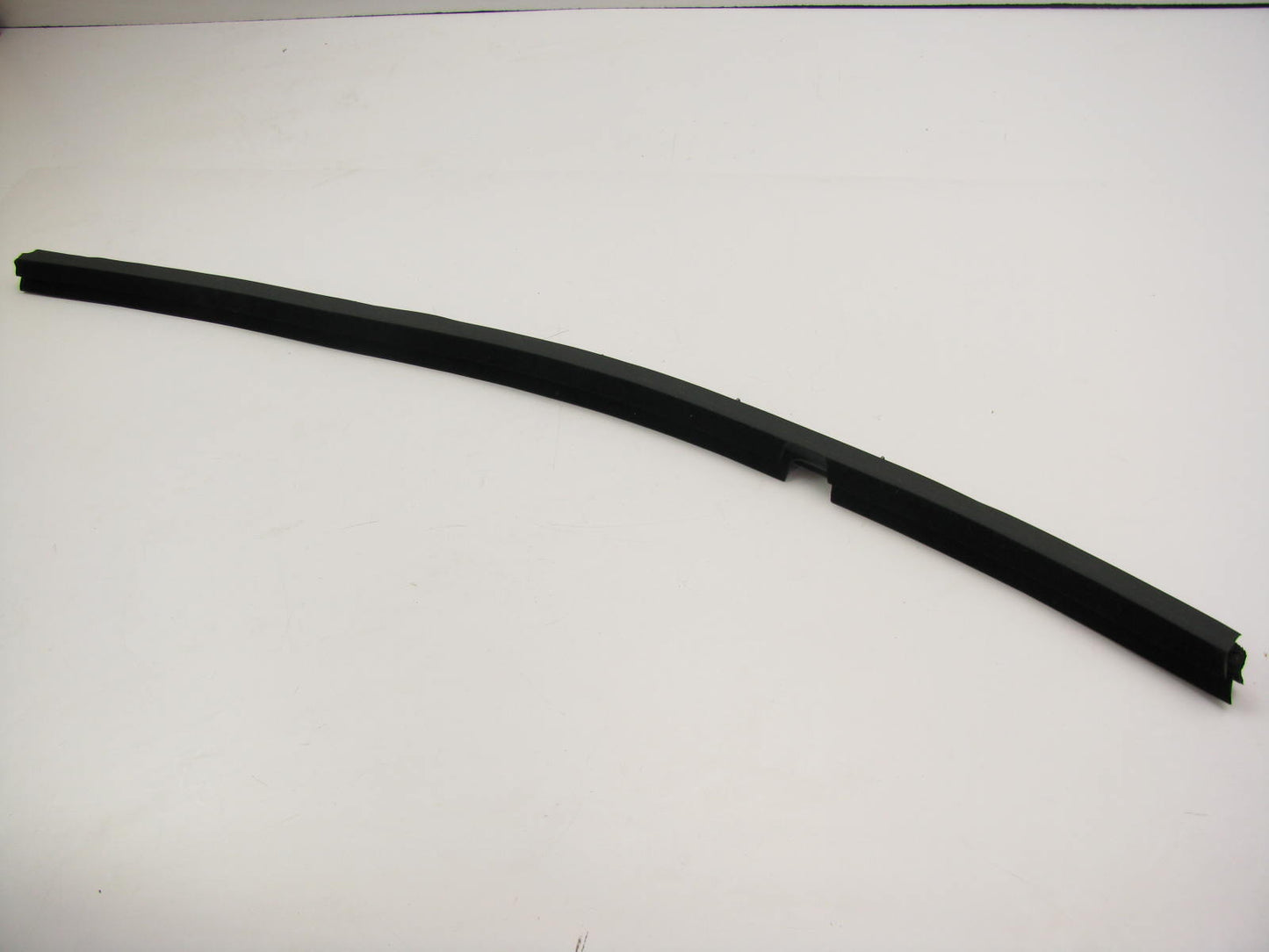 NEW GENUINE REAR RIGHT Door Window Weatherstrip Belt Seal OEM For 06-10 Optima