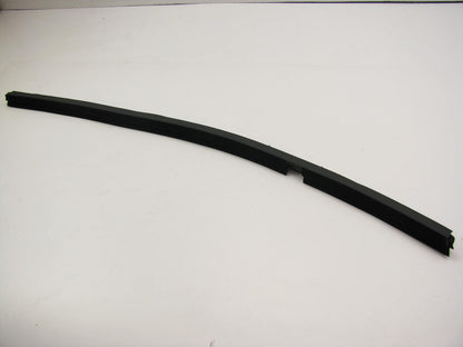 NEW GENUINE REAR RIGHT Door Window Weatherstrip Belt Seal OEM For 06-10 Optima