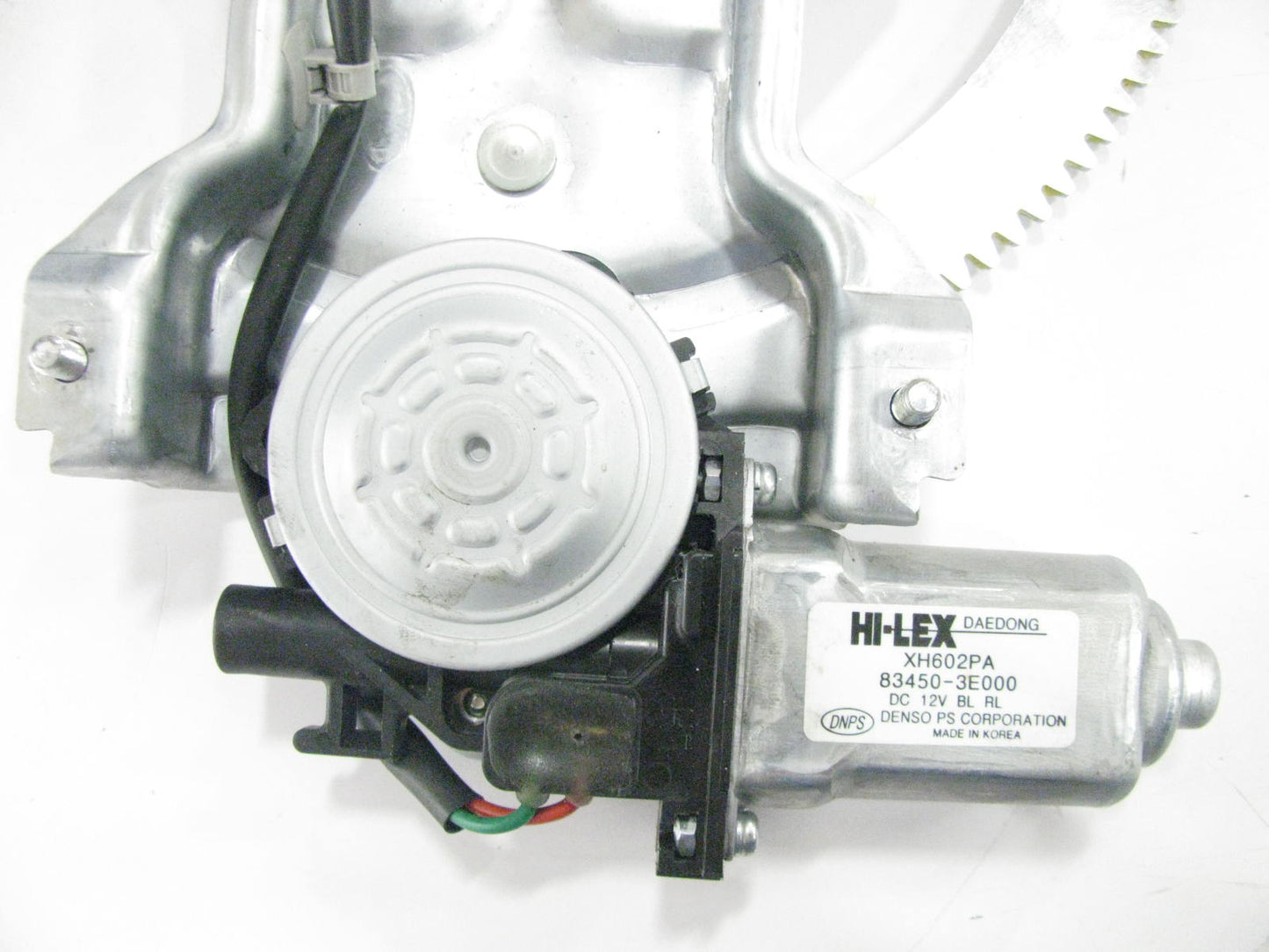 NEW GENUINE OEM Rear Left Window Regulator For 2003-2008 Kia Sorento 834013E002