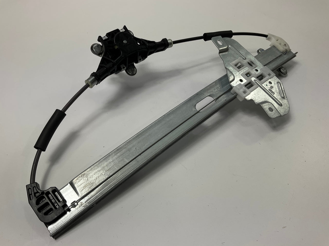 NEW - OEM 834021W000 Rear Right Manual Window Regulator For 2012-2017 Kia Rio
