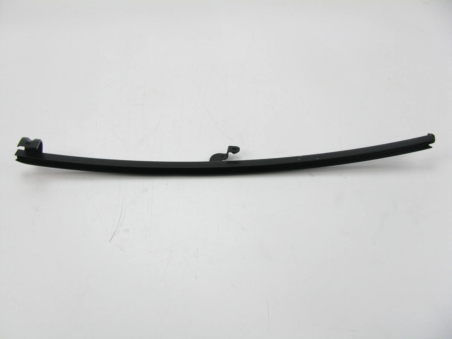 New Genuine REAR LEFT Door Division Channel OEM For 2006-2011 Kia Rio 835101G200