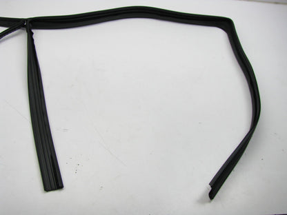 NEW REAR RIGHT Door Window Glass Run Weatherstrip Seal OEM For 15-16 Kia Cadenza