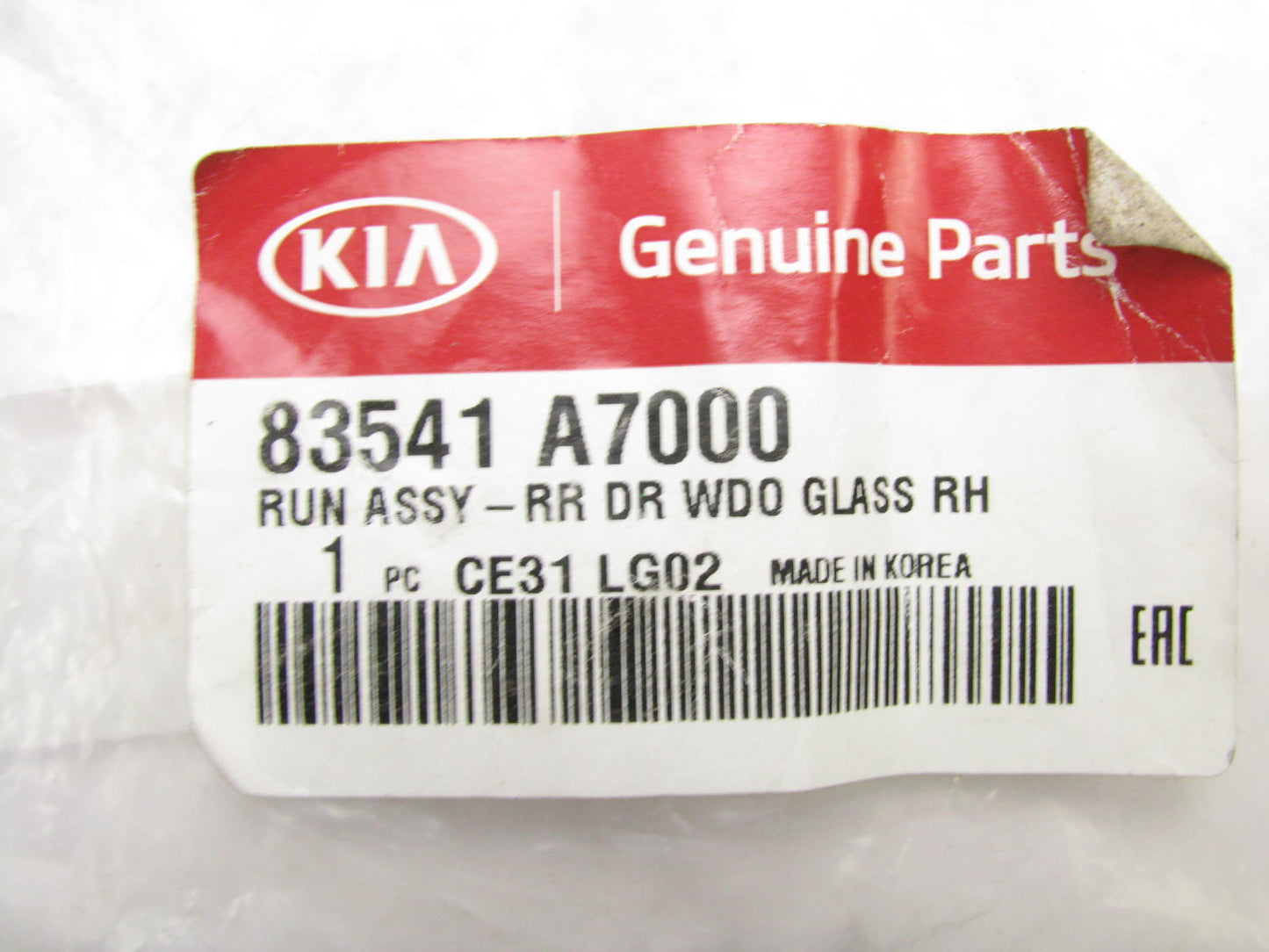 NEW - OEM 83541A7000 Rear Right Passengers Side Door Window Glass Seal For Kia