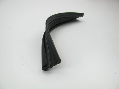 New OEM Rear Door Window Glass Lower Run Weatherstrip Seal For 01-05 Kia Optima