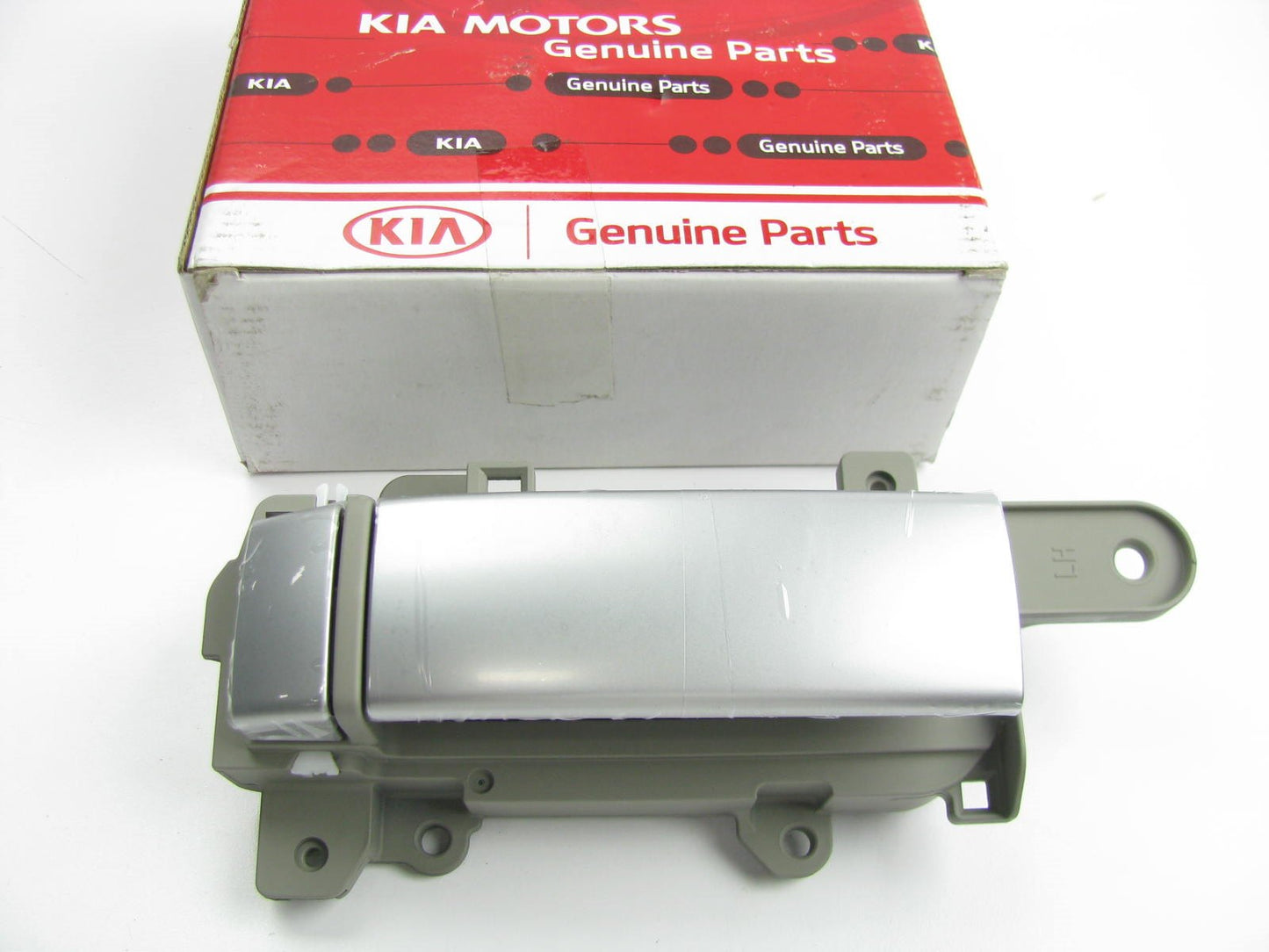 New Rear Left Side Sliding Door Handle OEM For 2015-18 Kia Sedona 83610A9010ASP