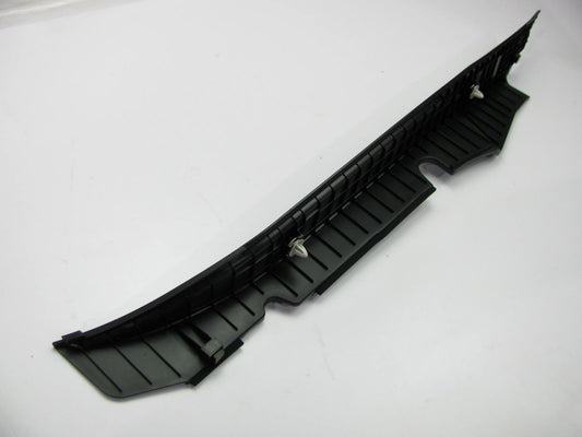 NEW Right Passengers Fender Ledge Cover OEM For 2020-24 Kia Telluride 84169S9000