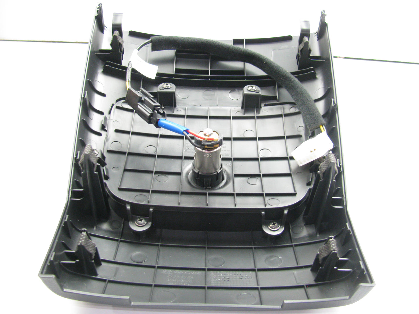 NEW Center Console Rear Cover Trim Cap OEM For 2010-2012 Sorento 846402P000VA