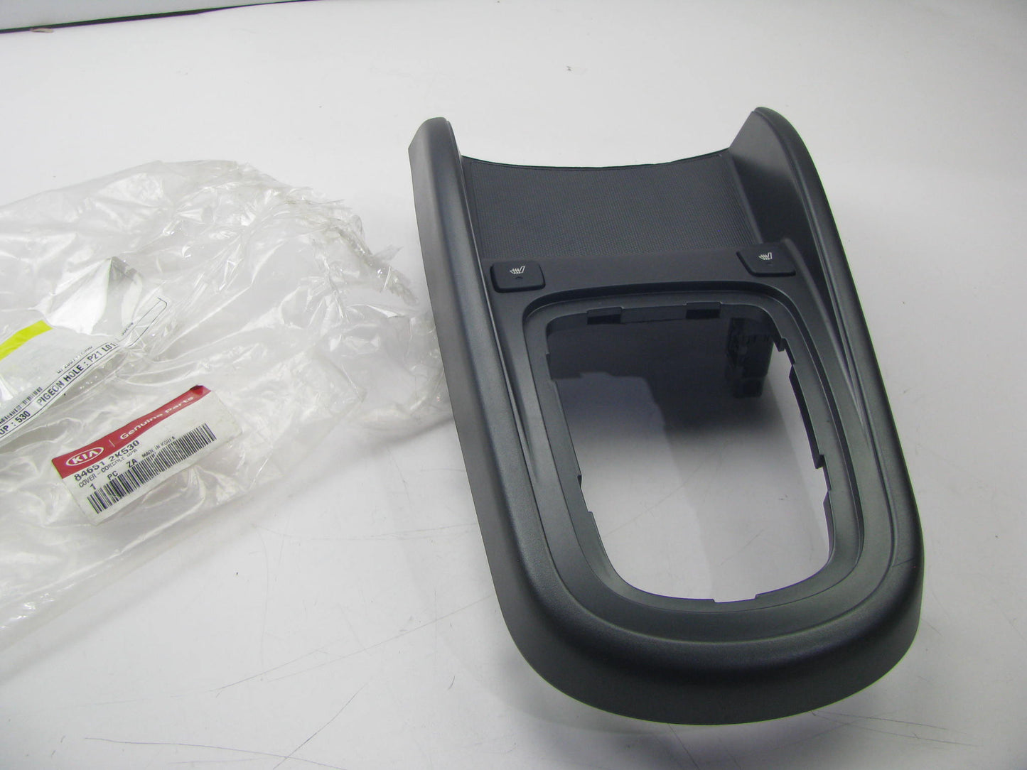 NEW Upper Center Console Shift Cover Bezel OEM For 2010-2011 Kia Soul 846512K530