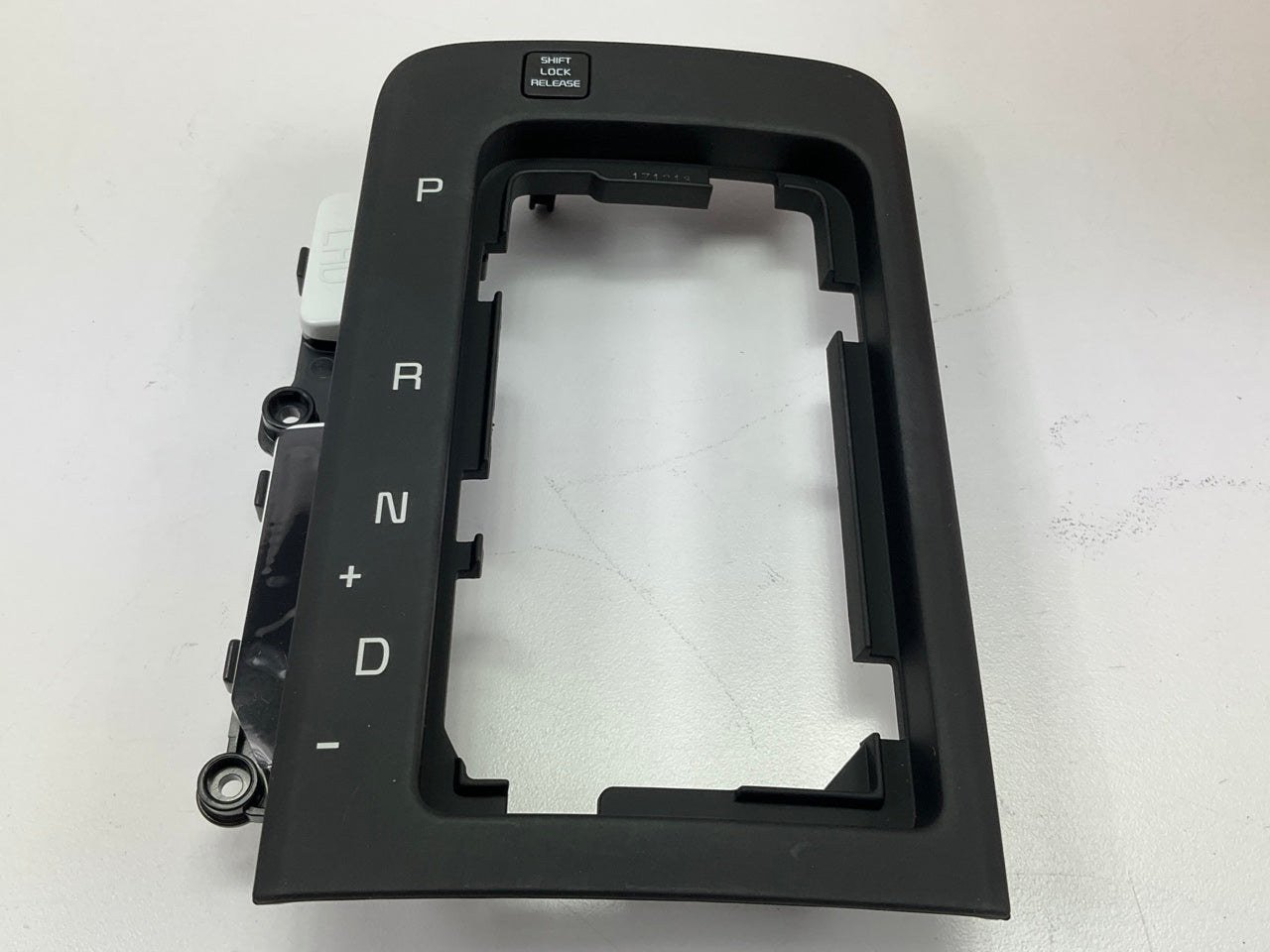 Auto Trans Shifter Shift Bezel Trim OEM For 2016-2018 Kia Sedona 84654A9500