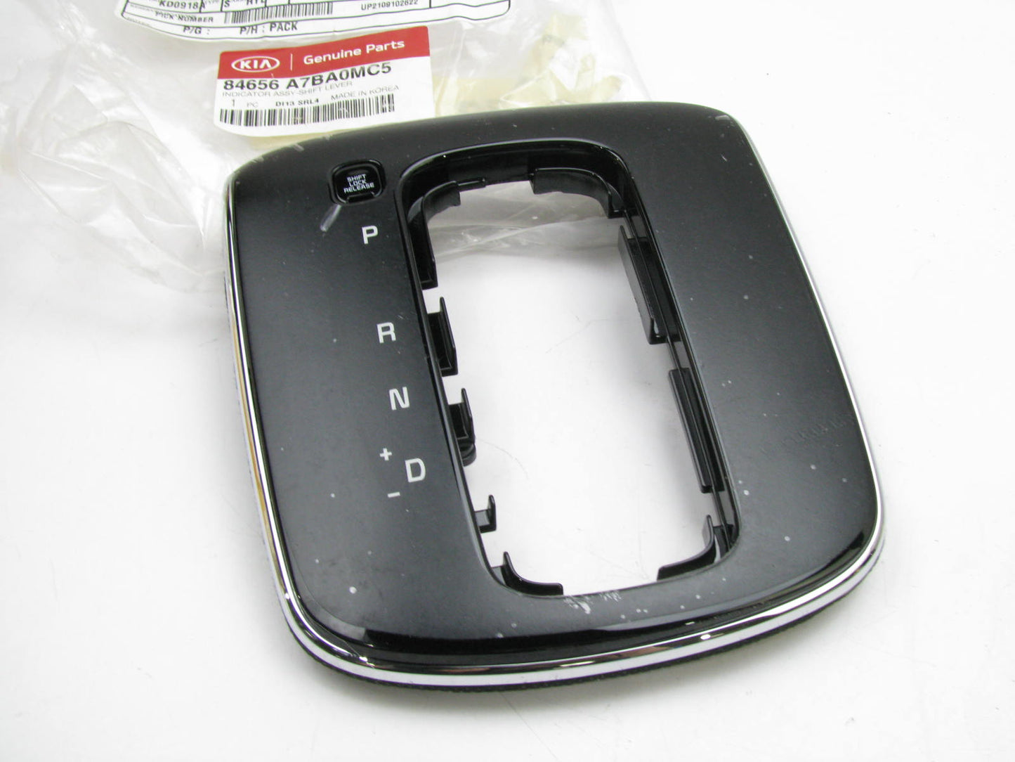 NEW Auto Trans Shift Indicator Trim Bezel OEM For 17-18 Kia Forte 84656A7BA0MC5
